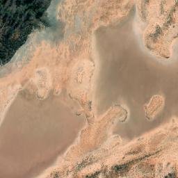 Satellite imagery of Round Hill, AU