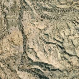 Satellite imagery of Lomas Bayas, AR