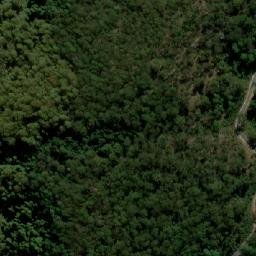 Satellite imagery of Ralfes Peak, AU