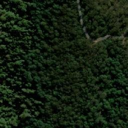 Satellite imagery of Ralfes Peak, AU