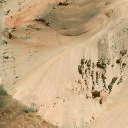 Satellite imagery of Cerro la Estrella, AR
