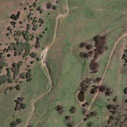Satellite imagery of Round Hill, AU