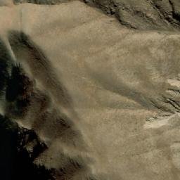 Satellite imagery of Cerro Águila, AR