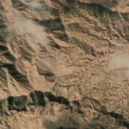 Satellite imagery of Loma Inclopaico, AR