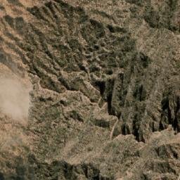 Satellite imagery of Loma Inclopaico, AR