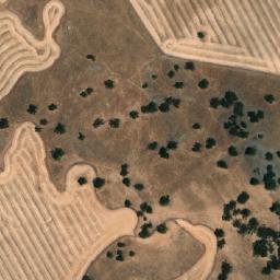 Satellite imagery of Crested Hill, AU