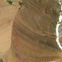 Satellite imagery of Cerro El Cuzco, CL