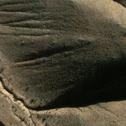 Satellite imagery of Cerro El Padre, CL