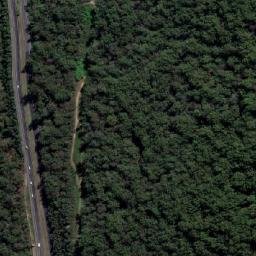 Satellite imagery of Alum Mount, AU