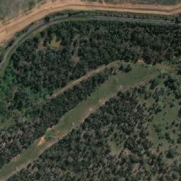 Satellite imagery of Dries Hill, AU