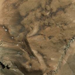 Satellite imagery of Cumbre del Yalguaraz, AR
