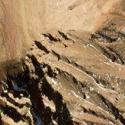 Satellite imagery of Cerro los Dientitos, AR