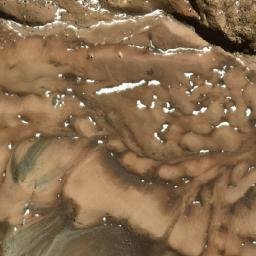 Satellite imagery of Cerro los Dientitos, AR