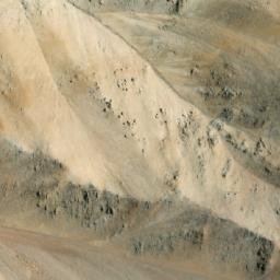 Satellite imagery of Paso de la Laguna del Pelado, CL