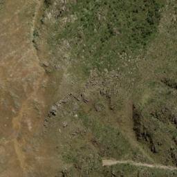 Satellite imagery of Cerro la Majada, AR