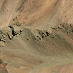 Satellite imagery of Cerro Las Llaretas, CL