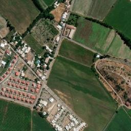 Satellite imagery of Cerro Las Herreras, CL