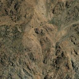 Satellite imagery of Cerro La Bandera, CL