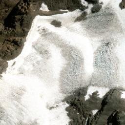 Satellite imagery of Cerro Halcón Alto, CL