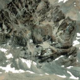 Satellite imagery of Cerro Los Diamantes, CL