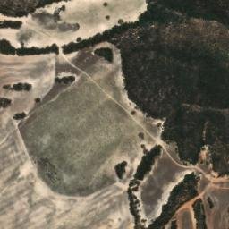 Satellite imagery of Carpie Puntha Hill, AU