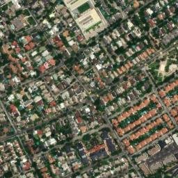 Satellite imagery of Cerro Los Pirques, CL