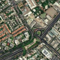 Satellite imagery of Cerro Los Pirques, CL