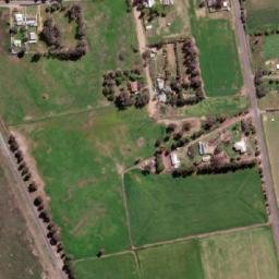 Satellite imagery of Forbes South Public School, AU