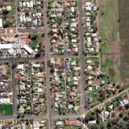 Satellite imagery of Forbes South Public School, AU