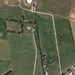 Satellite imagery of Oakleigh, AU