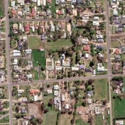 Satellite imagery of Forbes South Public School, AU