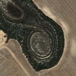 Satellite imagery of Niblick Hill, AU