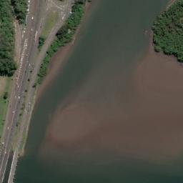 Satellite imagery of Mooney Mooney Point, AU