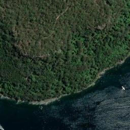 Satellite imagery of Longnose Point, AU