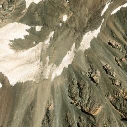 Satellite imagery of Cerro El Portillo, AR