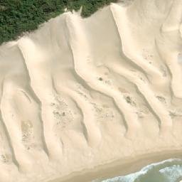 Satellite imagery of The Wreck, ZA