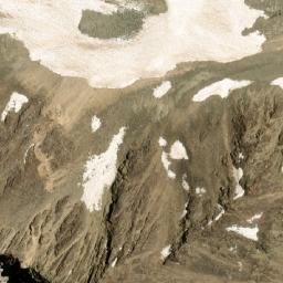 Satellite imagery of Cerro El Portillo, AR