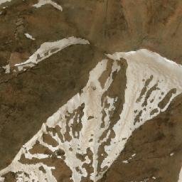 Satellite imagery of Los Tiuques, CL