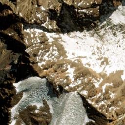 Satellite imagery of Cerro Tres Picos de Amor, AR