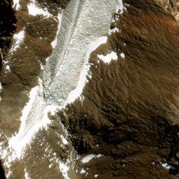 Satellite imagery of Cerro Tres Picos de Amor, AR