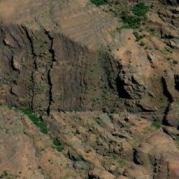 Satellite imagery of Cerro del Papagallo, CL