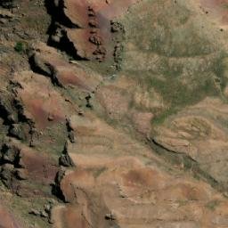 Satellite imagery of Cerro del Papagallo, CL