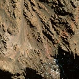 Satellite imagery of Cerro Los Oscuros, AR