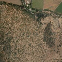 Satellite imagery of Loma Perales, CL