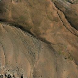 Satellite imagery of Cerro La Cruzada, CL