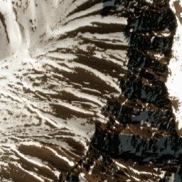 Satellite imagery of Cerro El Retumbadero, CL