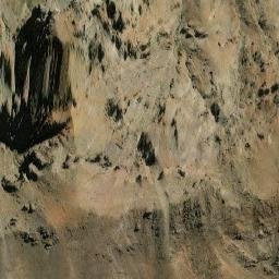 Satellite imagery of Paso de El Extravío, CL