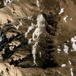 Satellite imagery of Cerro Papal, AR