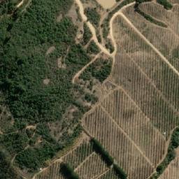 Satellite imagery of Cerro Alto Perú, CL