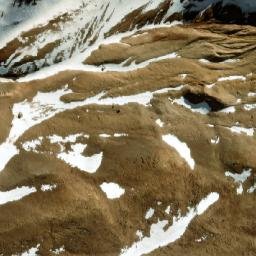 Satellite imagery of Portezuelo Cruz de Piedra, AR